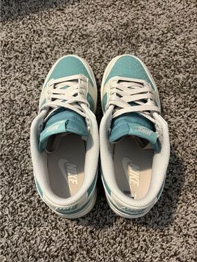 Women’s Nike Dunks